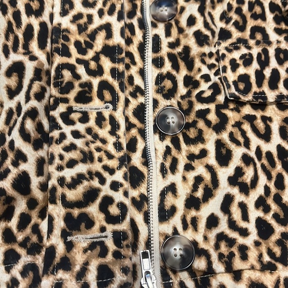 Leopard 🐆 print jacket - Picture 4 of 6